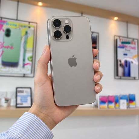 iPhone 15 Pro Max