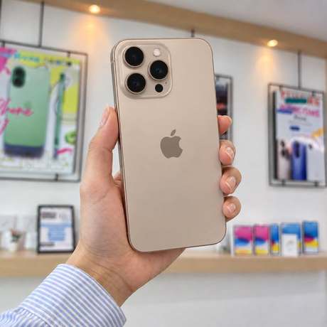 iPhone 16 Pro Max
